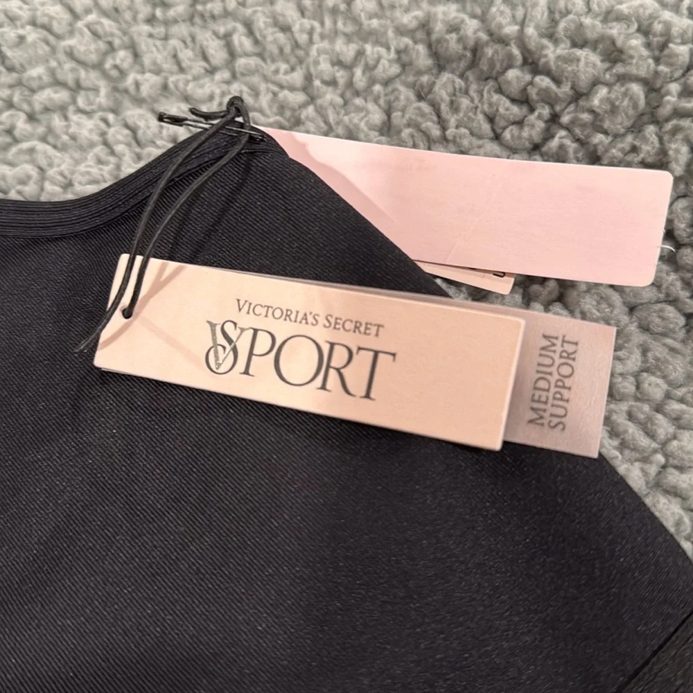 Victorias Secret sport - Picture 2 of 5